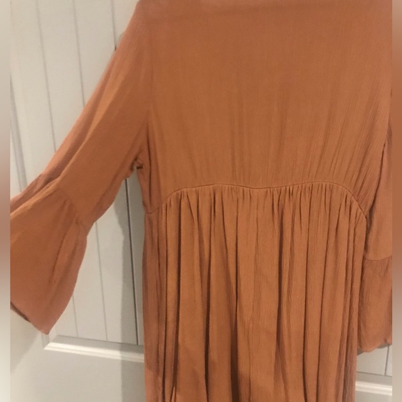 Ladies Bow & Arrow Dress Large with Aztec embroidery - Picture 4 of 7